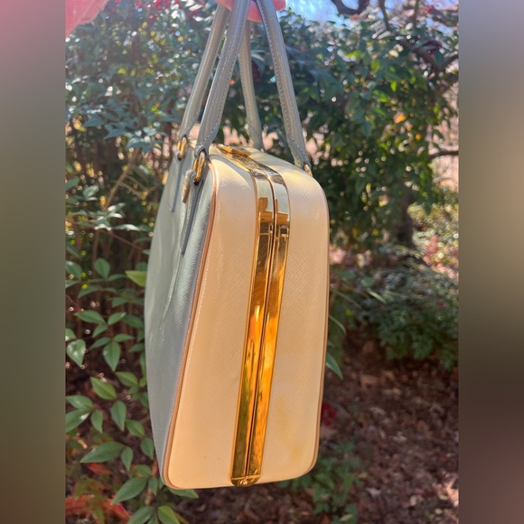 Prada Lago Blue Saffiano Vernice Top Handle Lux Leather Pyramid Frame Bag - Picture 4 of 15